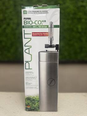 Bio-co2 Fluval A8463 Pro Low-pressure System Up To 66 Us Gal / 250 L #a8463