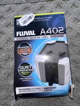A402 Fluval A854 Aquarium Air Pump 4 Watts Damaged Box