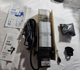 Tom 033153011029 Internal Submersible Power Filter Dive Clean 125 Open - Box / New Slight