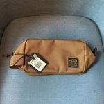 Filson Dryden Travel Pack Whiskey Dopp Kit Nwt. Fixed Price $55.00.