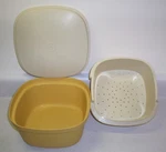 Tupperware N Store 3-PIECE Square Microwave Steamer Harvest Gold #888. Fixed Price $6.75.